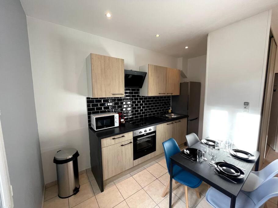 T2 Pour 3 Personnes Appartement