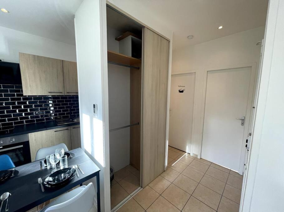 T2 Pour 3 Personnes Apartment Marseille